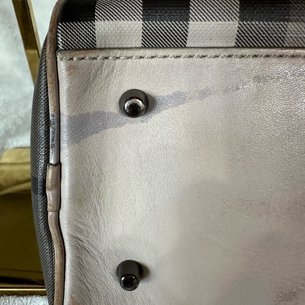 Smoked checked coated canvas Burberry authentic Small Chester check Boston bag. - Picture 14 of 16